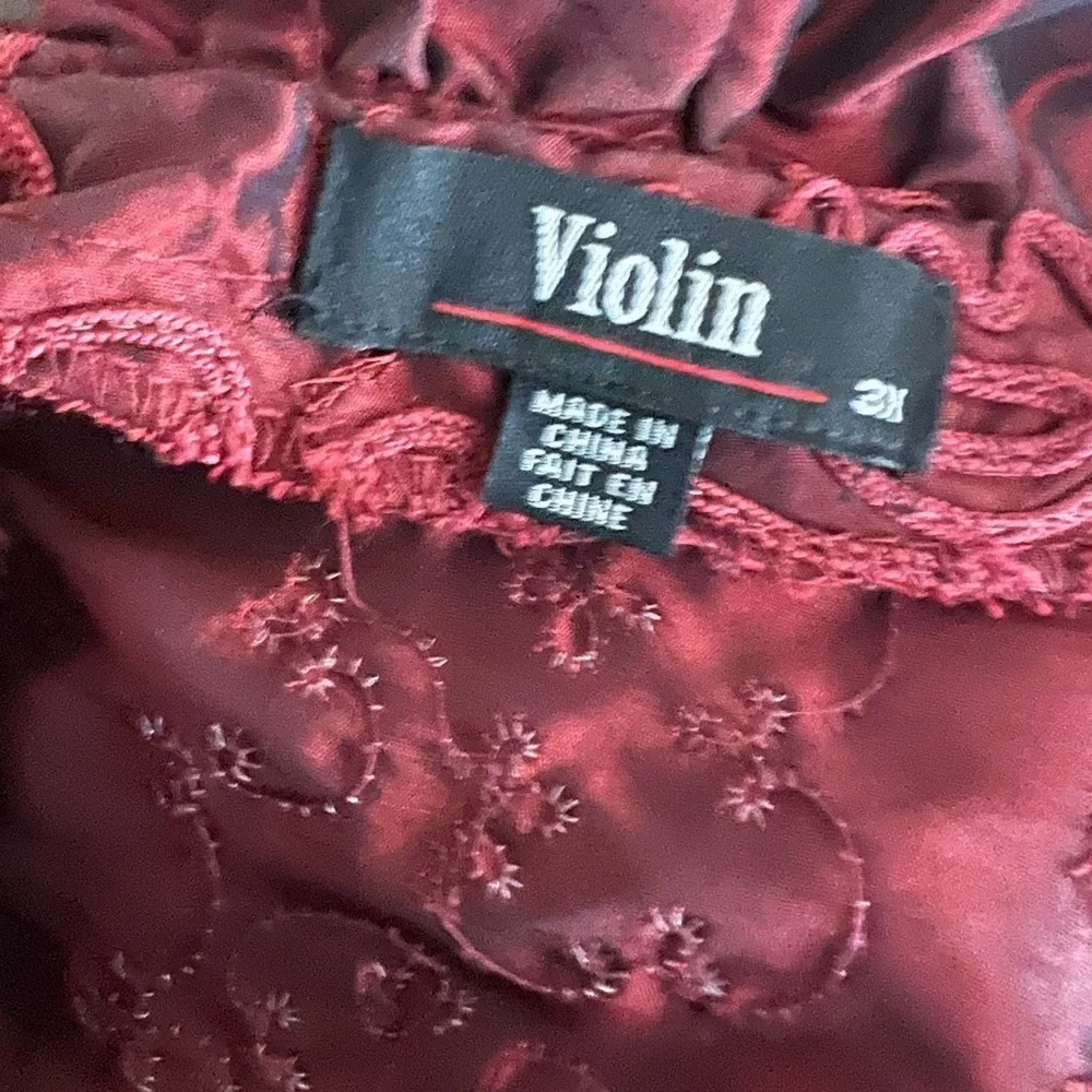 🔥🔥Violin Crimson Metallic Blazer. Size 3X  Glass Beads Button Up 3/4 Sleeve